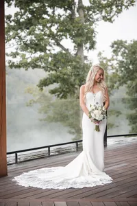 wilderness-lodge-summersville-wv-rainy-bridal-portraits-79