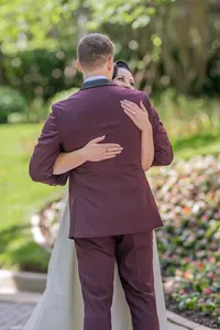omni-shoreham-wedding-first-look-042