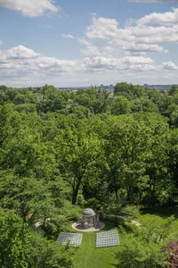 omni-shoreham-wedding-secret-garden-014