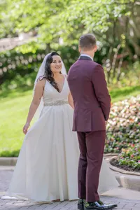 omni-shoreham-wedding-first-look-040