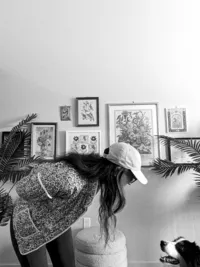 kathleen-designer-behind-sister-trees-studio-portraits-with-art-and-textures-10