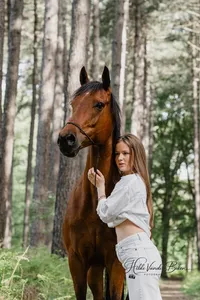_A753651- Hilde vdb - 18