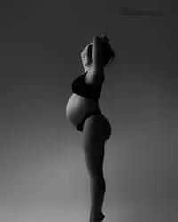 Amy-MAT-03_BW 2