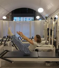 woman-teaser-peckham-plum-pilates-london