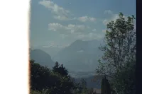 73200037