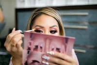 01BrideGettingReadyA_MyEm_038