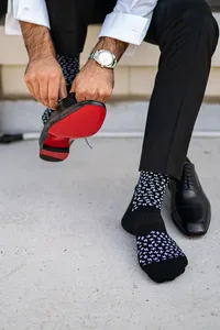 03GroomGettingReady_MyEm_081