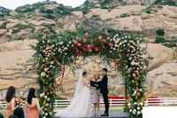 Hummingbird-nest-wedding--81
