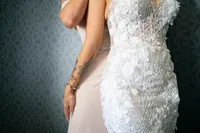 01BrideGettingReadyA_MyEm_220