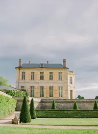 Stella_Yang_Photography_Paris_editorial_Chateau_De_Villette__3_of_196-800x1092