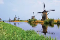 AMA TulipTime_HOL_Kinderkijk_windmills_ss_197888846_gallery