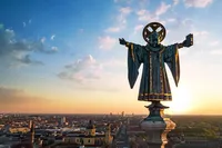 Altstadt, Münchner Kindl über der Stadt © München Tourismus, Redline