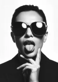 67_sunglasses-tongue-out
