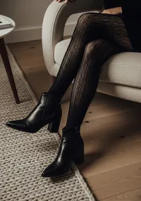 89_legs-crossed-dark-stockings