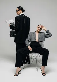 20_grey-suit-sitting-stool