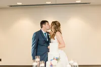 Seattle_wedding_photographer_hotel_1000-115