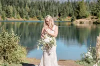Pacific_Northwest_Elopement_Photographer_Gold_Creek_Pond-117
