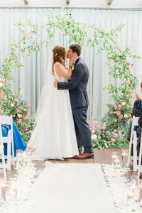 Seattle_wedding_photographer_hotel_1000-96