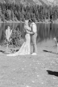 Pacific_Northwest_Elopement_Photographer_Gold_Creek_Pond-63