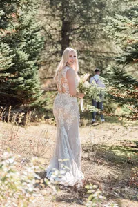 Pacific_Northwest_Elopement_Photographer_Gold_Creek_Pond-16