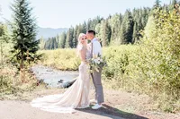 Pacific_Northwest_Elopement_Photographer_Gold_Creek_Pond-130