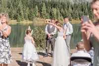 Pacific_Northwest_Elopement_Photographer_Gold_Creek_Pond-48