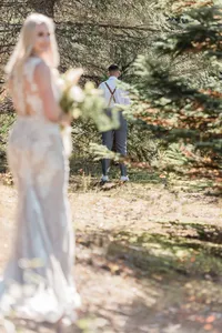 Pacific_Northwest_Elopement_Photographer_Gold_Creek_Pond-17