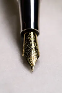 Majesty Nib
