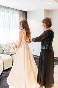 Seattle_wedding_photographer_hotel_1000-8