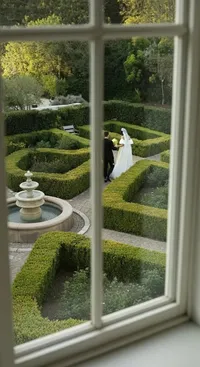 gargen-wedding-window