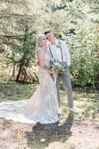 Pacific_Northwest_Elopement_Photographer_Gold_Creek_Pond-26