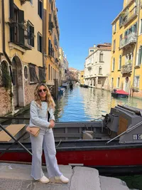 TravelRoamedTravelAgency42