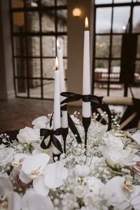 The-Susie-7-Love-Stories-Events-Wedding-Stylist-Yorkshire-wedding-stylist-gypsophila-white-roses-and-subtle-blush-tone-flowers-scaled