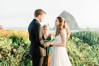 Cannon-Beach-Elopement-Photographer-22