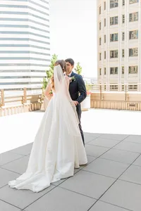 Seattle_wedding_photographer_hotel_1000-20