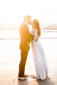 Cannon-Beach-Elopement-Photographer-70