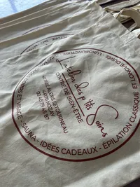 Tote bag et textiles d'entreprise, vêtements de travail personnalisés Loire-Atlantique