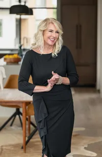 9_9_2025_The_Fortune_Group_Woodinville_Real_Estate_Branding_Photoshoot-59 (1)