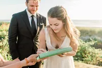 Cannon-Beach-Elopement-Photographer-31