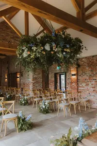 Wedding flowers at Thirsk Lodge Barms_3