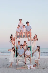 Extended family group portrait on the beach