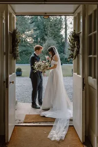 Winter Wedding florals at Middleton Lodge_14