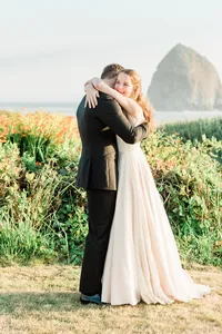 Cannon-Beach-Elopement-Photographer-28