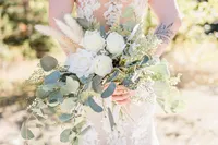 Pacific_Northwest_Elopement_Photographer_Gold_Creek_Pond-85