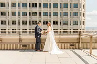 Seattle_wedding_photographer_hotel_1000-37