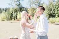 Pacific_Northwest_Elopement_Photographer_Gold_Creek_Pond-96