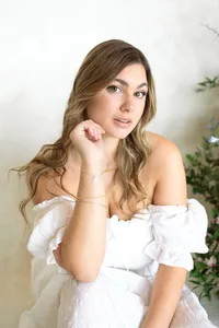 Chelsy Krauss Photo 1