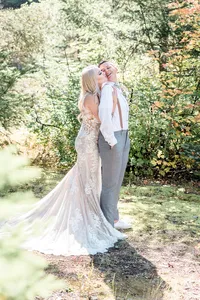 Pacific_Northwest_Elopement_Photographer_Gold_Creek_Pond-116