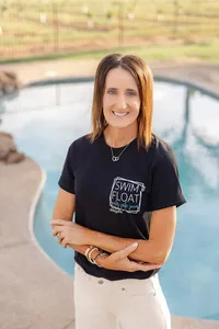 nicolehodgsonphotography_branding_watersafeswim-85