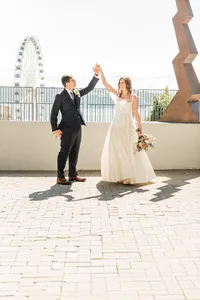Seattle_wedding_photographer_hotel_1000-76